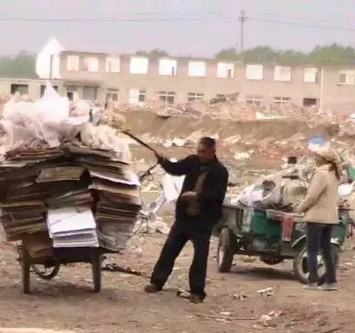 一个捡破烂的三年赚了270万他是怎么做到的