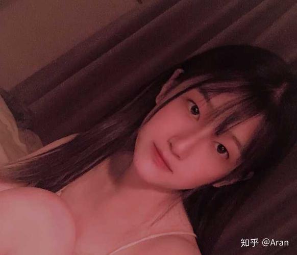 (虽然我还在用哈哈哈哈哈哈) 好了不正经了我就是想发个自拍.