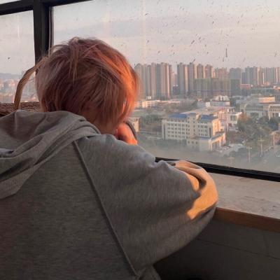 高清帅气的男图片真人头像