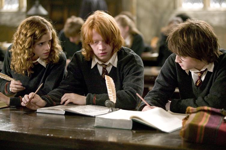 (harry potter and the goblet of fire)是《哈利·波特》电影系列的