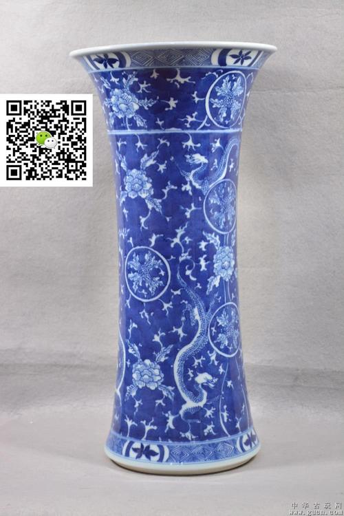 首页 店铺交易 陶器瓷器  青花花斛    高:41cm  底直径:16cm    电话
