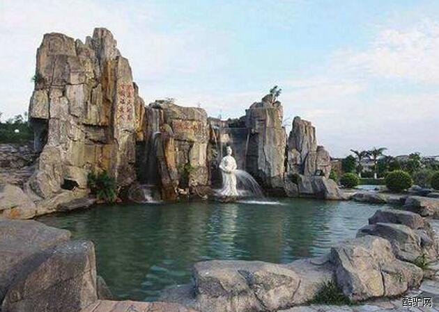 陆川温泉九龙山庄简介