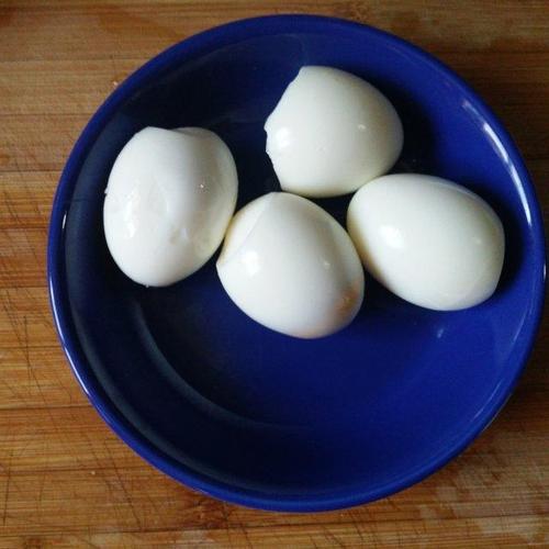 凉拌鸡蛋白煮蛋的另一种吃法