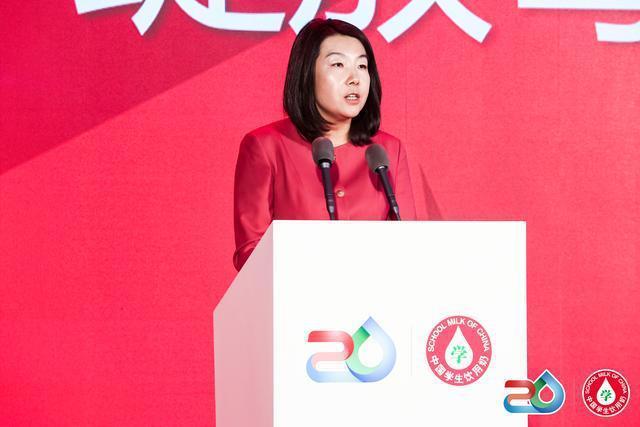 蒙牛顾瑞珍:为学生提供优质乳品