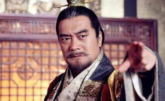 这点也反应在了《隋唐演义》中,秦琼跟他沾亲,罗成是他儿子.