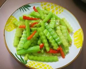 素炒莴笋条(素菜)的做法 步骤3