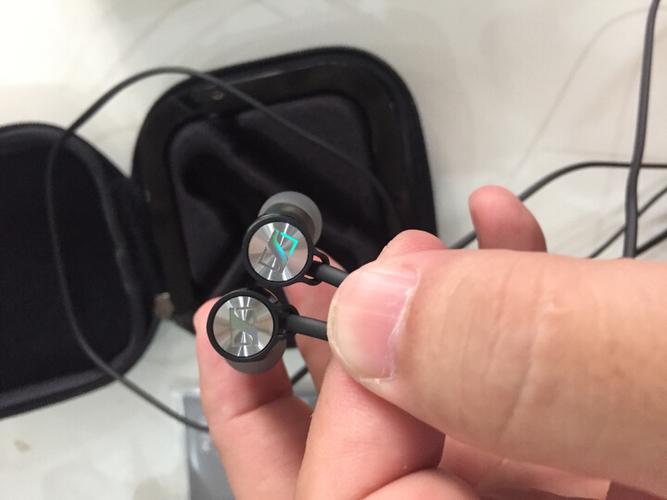 森海塞尔(sennheiser)momentum in-ear i black chrome 馒头入耳式
