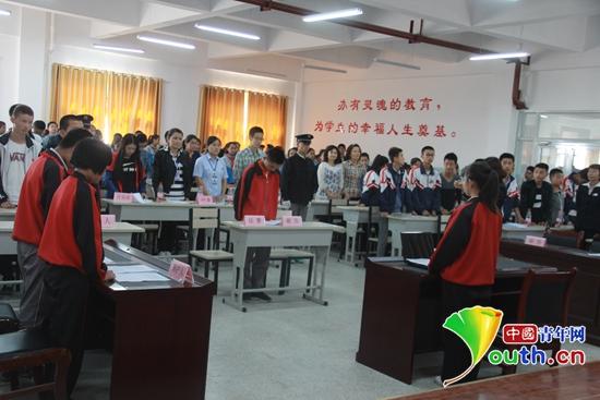 伊宁县举办模拟法庭大赛增强青少年法律意识