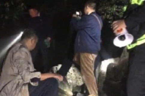 浙大23岁海归女莲花峰失联,两天后被找到,已无生命体征