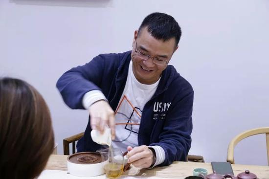 制茶人邓国:心怀朴素,芳香自来
