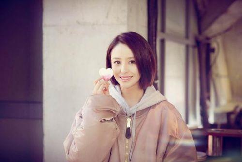 《不婚女王》佟丽娅饰"大龄剩女"何大叶 改编自小说么