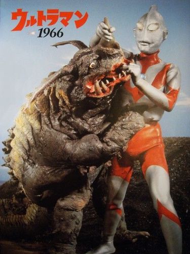 是奥特曼系列第一部作品,出品时间是1966年,全39集