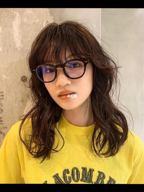 今日中长发的卷圆脸方脸适合发型细软发质_发型_发色