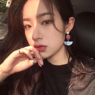 抖音网红女生头像超漂亮 你照顾好自己我要离开了