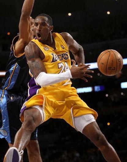 詹姆斯没进攻科比打球独姚明只有身高这些谣言骗了太多人