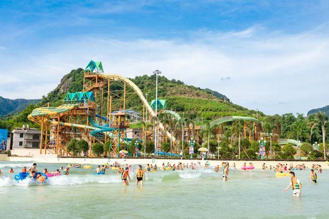 免费门票,狂欢泼水,飞人烟花…欧乐堡水上乐园2周年庆