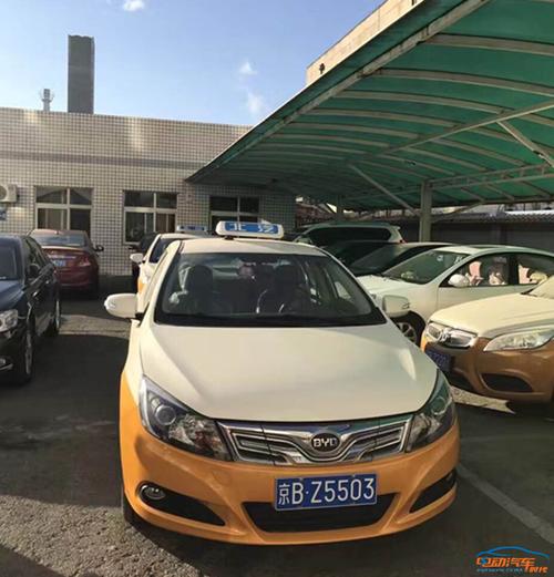 加快新能源环卫车的推广步伐,至2017年1月,北京将逐步推广809辆比亚迪