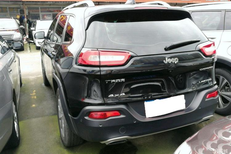 吉普 广汽自由光 2016款 2.4 优越版