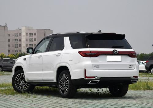 长安cs 95终于火了,长超4米9,配沙发座椅,搭蓝鲸2.0t