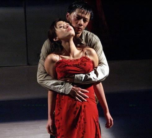 话剧恋爱的犀牛 段奕宏,郝蕾主演 导演孟京辉