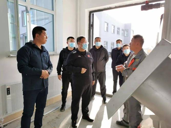 友谊县委副书记,代县长李伟国庆假期不停歇 心系民生与环保
