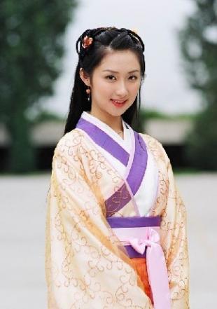 涂黎曼加盟《隋唐英雄》演女将 与张睿片场谈情