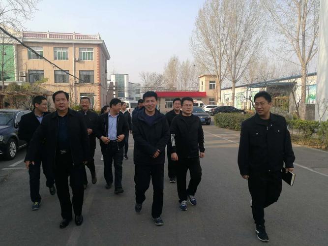 桓台县委常委,县委办公室主任程勤带队对马桥镇安全生产进行督查