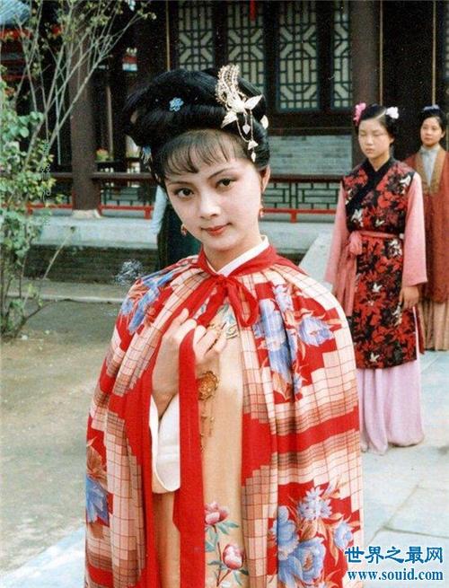 薛宝钗的性格特点,是红楼梦中数一数二的大美女