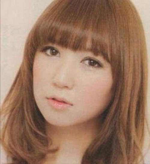 脸比较胖,大的女生,适合什么发型?