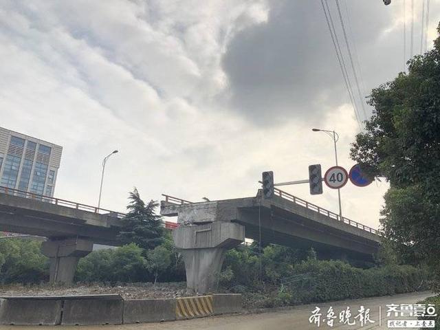 断桥如疤!无锡高架桥坍塌事故36小时后,桥下道路恢复通车