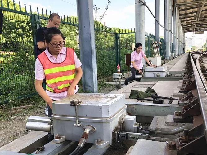 磁浮公司16号线路管理部开展手摇道岔劳动竞赛