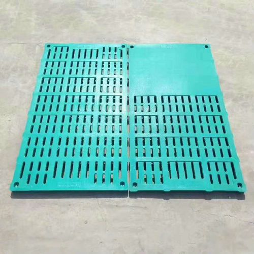 启兴养殖 猪用复合漏粪板 母猪限位栏养猪设备半漏粪板