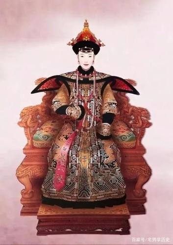 董鄂妃原本顺治帝的弟媳妇,她的死成为顺治帝出家的