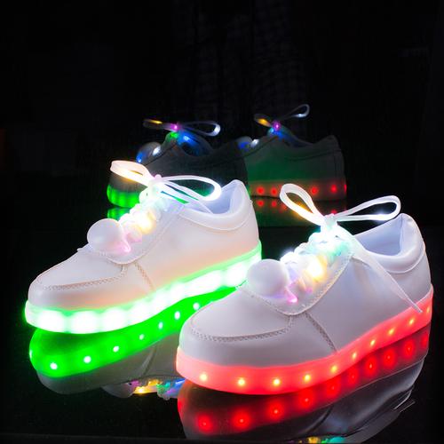 usb充电会发光的led鞋子鬼步街舞鞋大童休闲男女单鞋闪光夜光板鞋