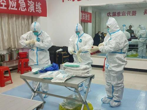 【工作动态】敦煌市卫健系统元旦假期开展新冠肺炎疫情防控应急演练