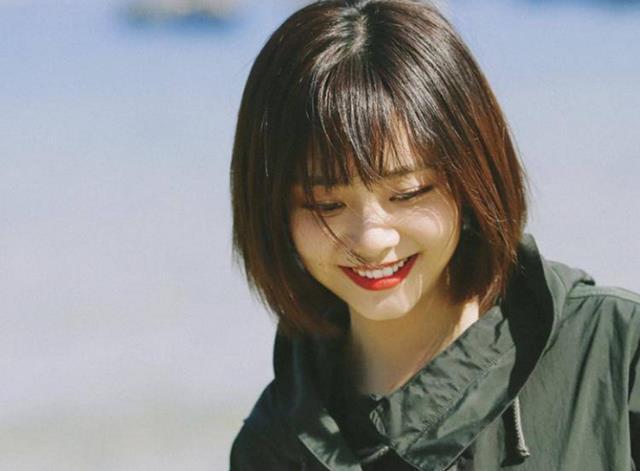 谭松韵不论和谁在一起,她的cp感都非常强,因为她的长相很让人有保护欲