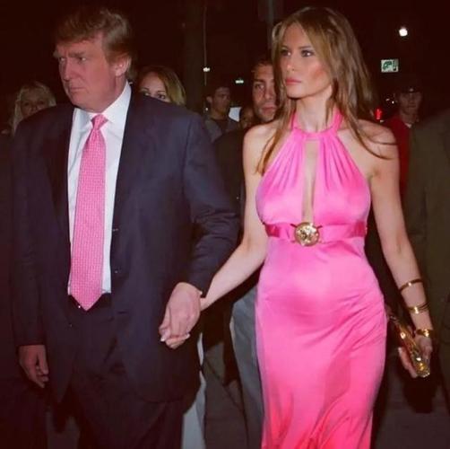 梅拉尼娅特朗普第三任小娇妻头一回单独出访就得罪了非洲朋友