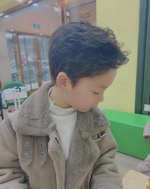 4一6岁儿童发型男,好看的男童发型,又帅又洋气