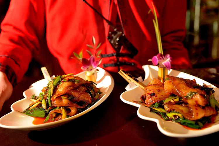 四川名菜回锅肉(5/12)