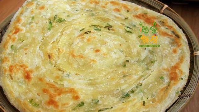 筠宝教你做葱花饼,不发面不调油酥,劲道柔软又多层