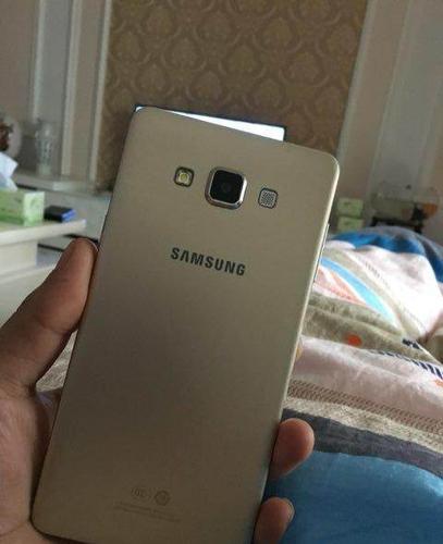 转让自用三星a7一部