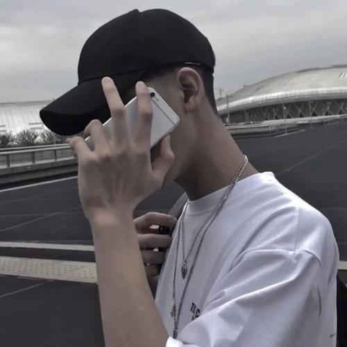 男生头像:帅气成熟男生头像大全高清1022期