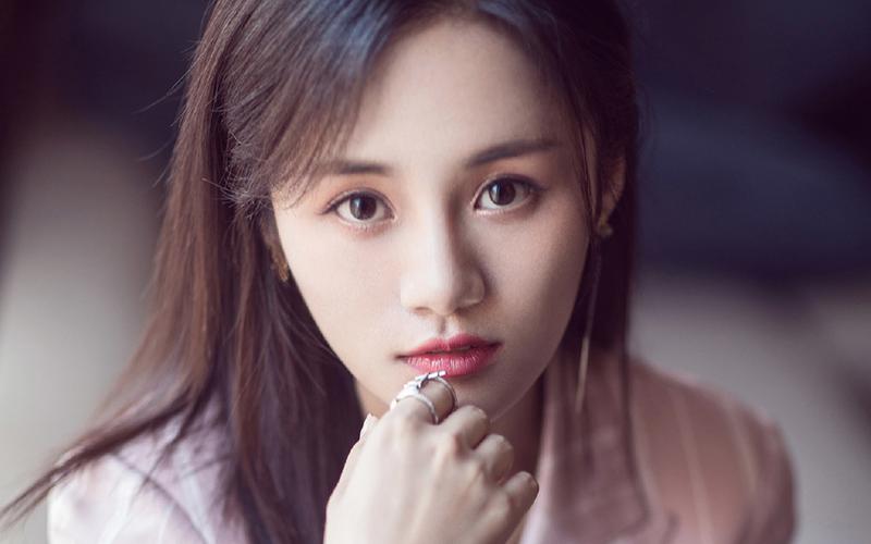 图集分享一组女明星安悦溪桌面壁纸欢迎收藏