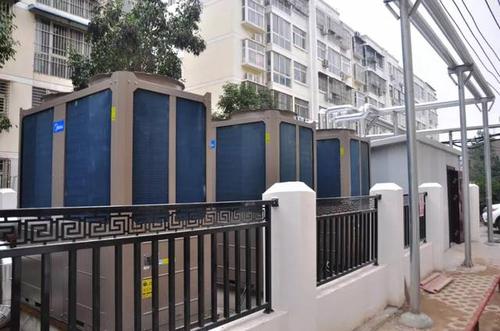 图/美的烈焰空气源热泵机组