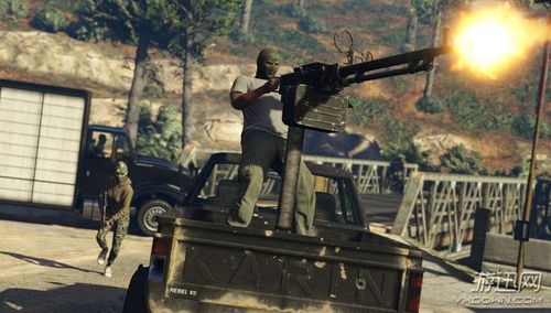 《gta5》线上抢劫任务如何触发?