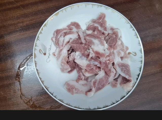 上等梅花猪肉150克