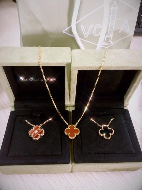 vca梵克雅宝2017圣诞款牛眼石