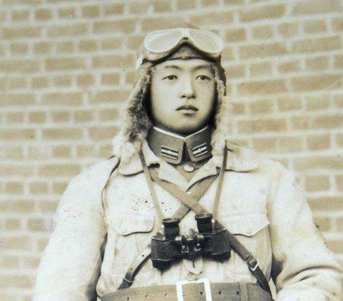 日本鬼子5张罕见老照片第三个像恶魔最后一个看了想笑