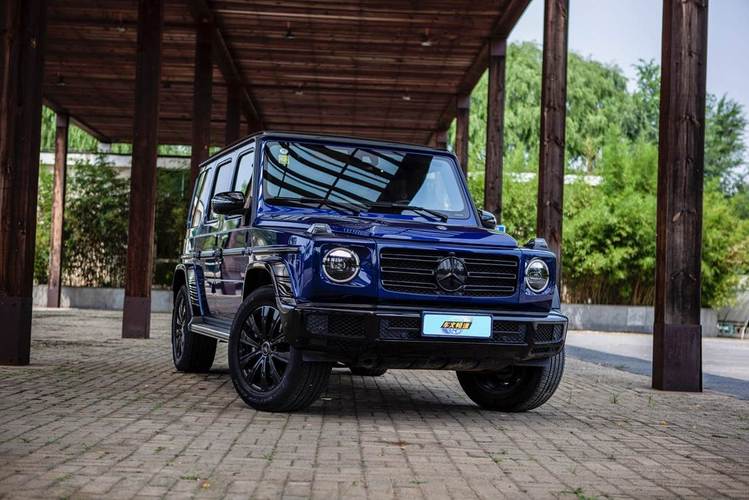 入门级奔驰g350威猛依旧22款g350中规版