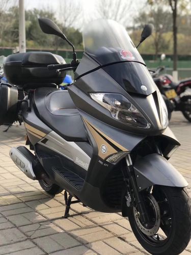 二手原装贝纳利银刃250cc排量摩托车街车踏板车燃油助力车旅行车